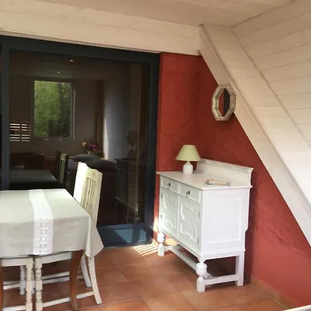 Maison Familiale Au Coeur D'une Foret Centenaire Avec Piscine Et Proche Du Zoo De La Fleche - Fr-1-410-395 Bed and Breakfast 3*