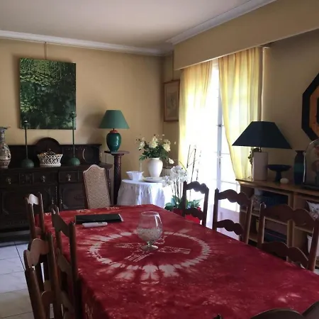 Bed and Breakfast Maison Familiale Au Coeur D'une Foret Centenaire Avec Piscine Et Proche Du Zoo De La Fleche - Fr-1-410-395