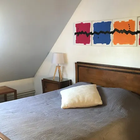 Maison Familiale Au Coeur D'une Foret Centenaire Avec Piscine Et Proche Du Zoo De La Fleche - Fr-1-410-395 Bed and Breakfast Dureil